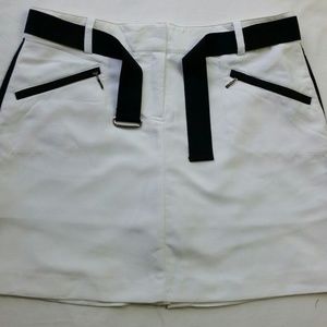 IZOD Women Performx mini Skirt Size 10 White skort